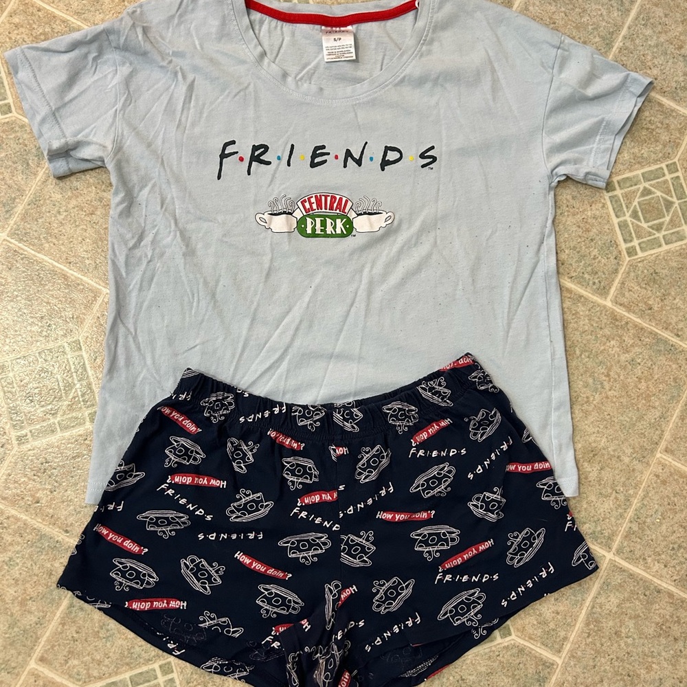 Friends pyjama set
